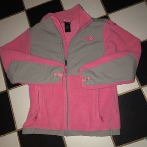Girls North Face fleece new without tags!14/16